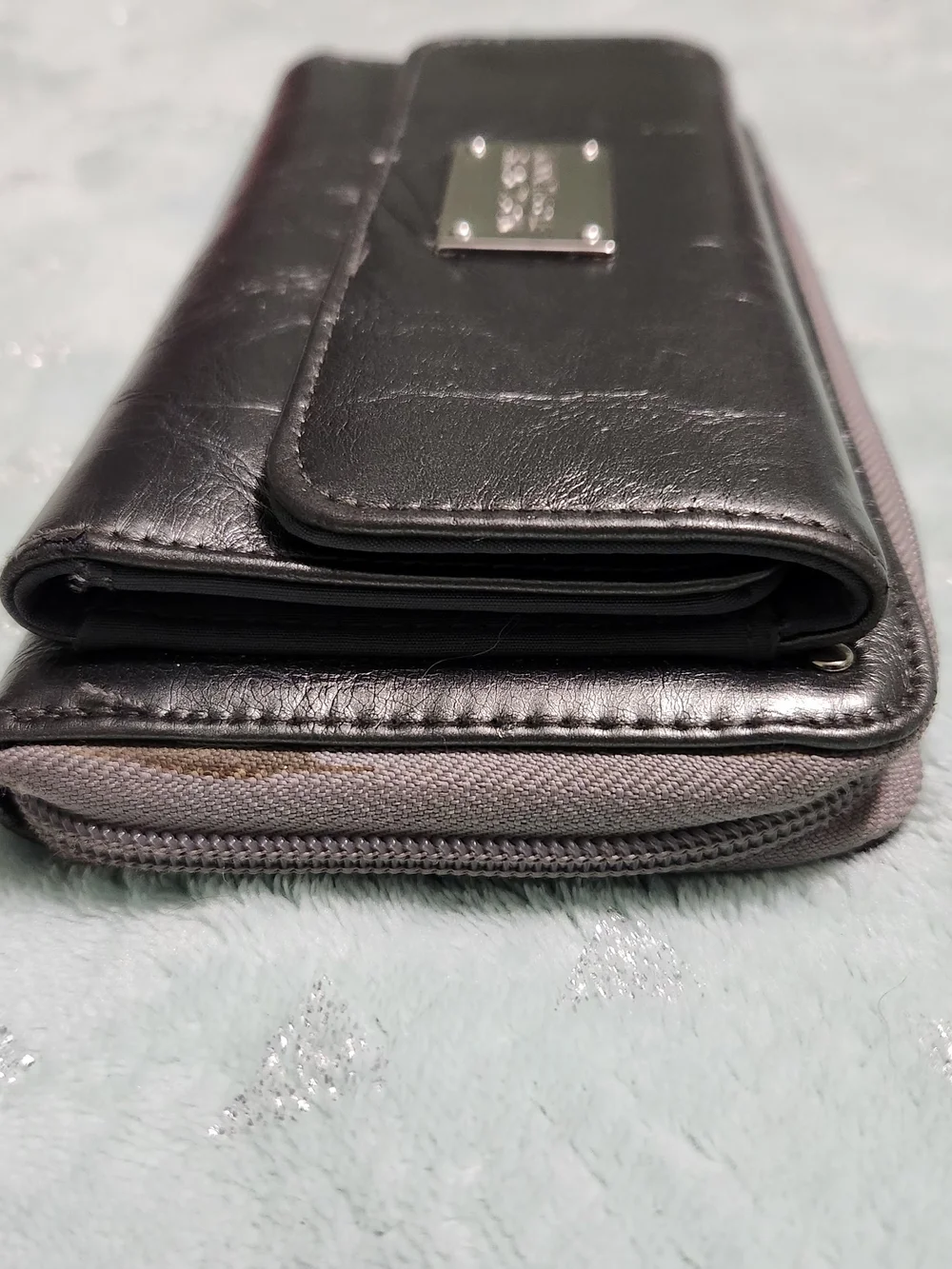 Kenneth Cole Reaction Long Wallet